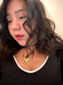 Snapshot of kittyfresita chatting on October 2025 01:18:01 AM kittyfresita online show from October 2025 01:18:01 AM