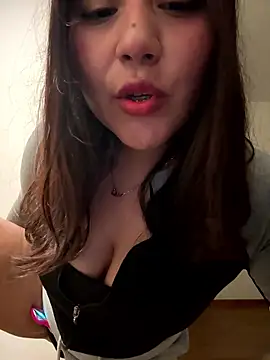 kittyfresita online show from January 2026 04:30:01 AM