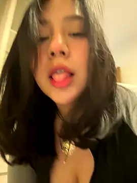 Snapshot of kittyfresita chatting on October 2025 02:24:01 AM kittyfresita online show from October 2025 02:24:01 AM