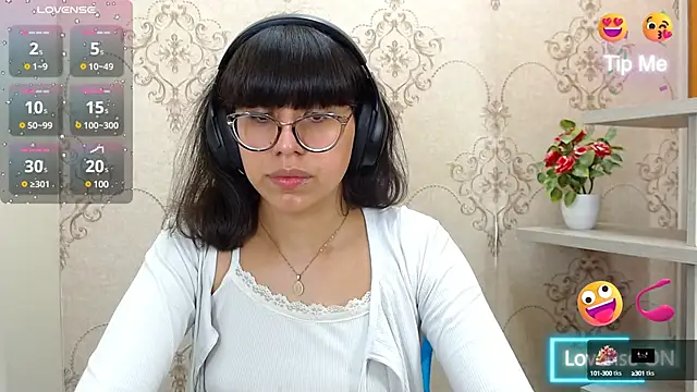 Nataly Cloud online show from January 2025 12:52:02 PM