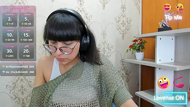 Nataly Cloud online show from February 2025 04:32:02 PM
