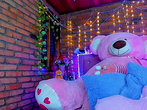 dulcevegga online show from October 2025 05:42:01 AM