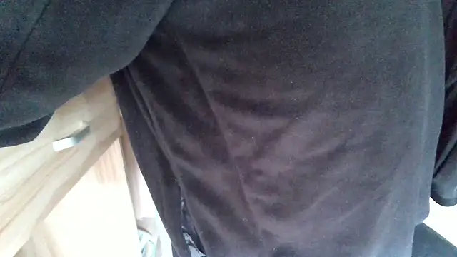 huzi518 online show from April 2026 01:12:02 AM