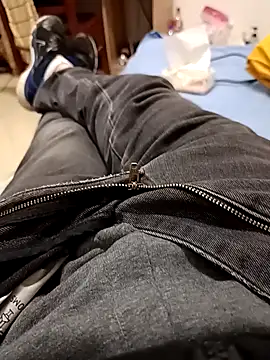 huzi518 online show from February 2026 11:38:02 AM