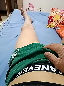 huzi518 online show from December 2025 02:27:02 PM