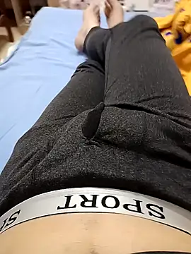 huzi518 online show from February 2026 12:45:01 PM