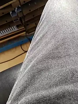 huzi518 online show from April 2026 07:21:02 AM