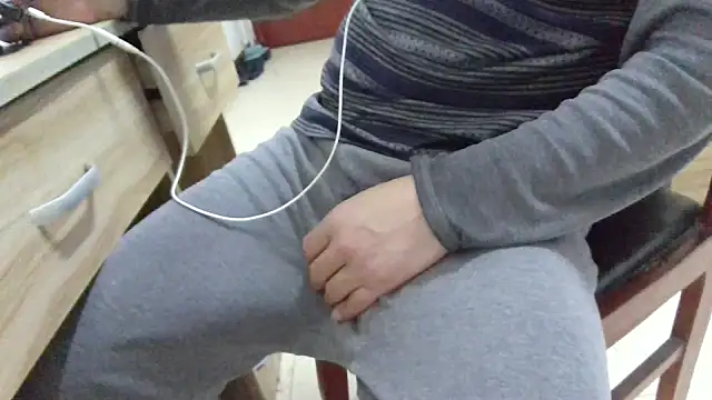 huzi518 online show from March 2026 06:42:02 AM