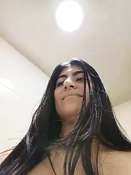 miakhalifaaa  online show from March 2026 09:20:01 PM