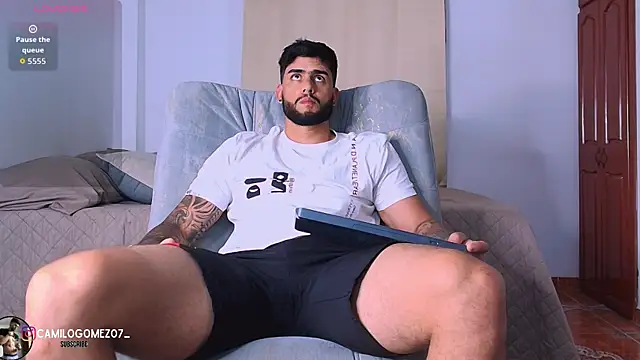 Colt Perci online show from April 2026 09:54:02 PM