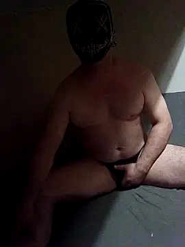 MateooOooo33 online show from June 2026 09:03:01 PM