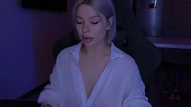 Sasha Mason online show from November 2025 02:18:02 AM