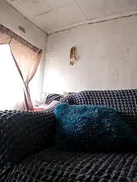 Snapshot of hotyoung24 chatting on February 2025 06:29:02 AM hotyoung24 online show from February 2025 06:29:02 AM