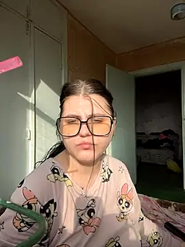 NanaDaizy online show from November 2025 08:58:01 AM