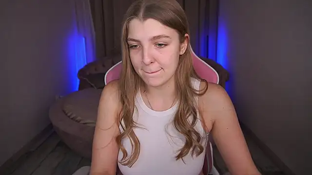 AnikaJane online show from March 2025 10:50:02 AM