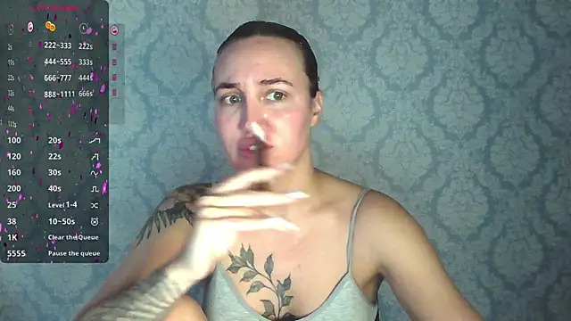 Stasia Queen online show from January 2025 01:24:01 PM