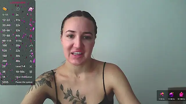 Stasia Queen online show from December 2024 09:32:02 AM