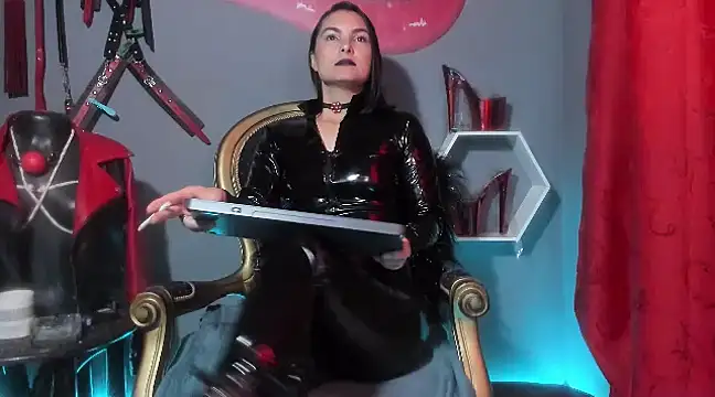 zoeharryzon online show from February 2025 06:01:02 PM