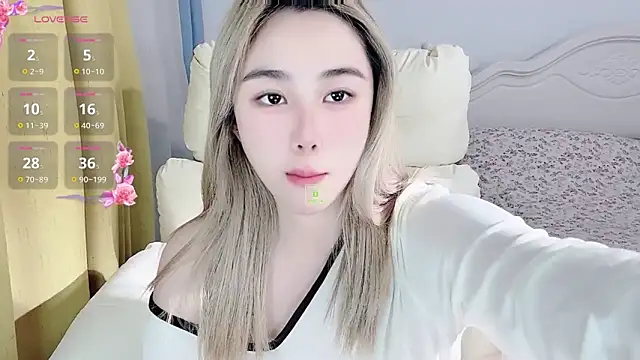 Caitlyn   online show from December 2025 10:36:01 AM