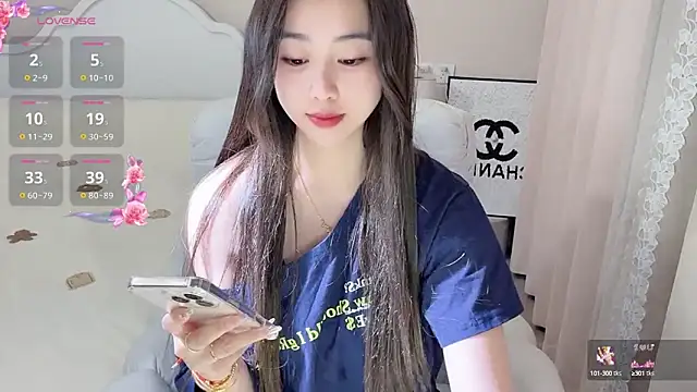 Caitlyn   online show from March 2025 12:32:02 PM