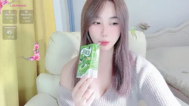 Caitlyn   online show from February 2026 06:01:02 AM