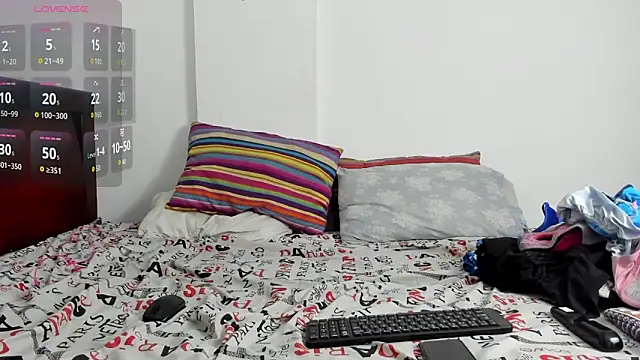 Snapshot of ashvsterry chatting on December 2025 06:26:02 AM ashvsterry online show from December 2025 06:26:02 AM