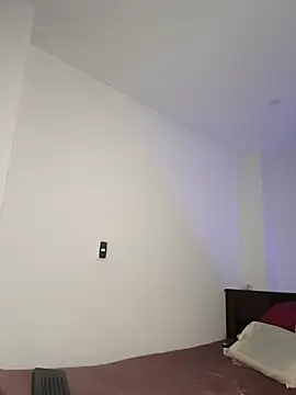 Kiitygirl online show from April 2026 06:20:01 AM