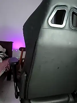 Kiitygirl online show from April 2026 01:52:02 AM