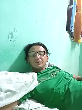 Andresguz35 online show from March 2026 06:50:01 AM