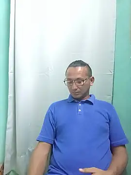 Andresguz35 online show from July 2026 02:45:01 AM