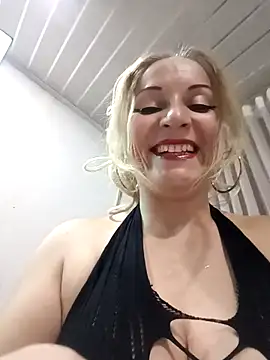 Fenix 528 online show from November 2025 12:10:02 AM