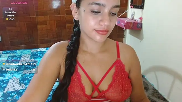 Snapshot of Mia_brunette26 chatting on February 2025 04:11:01 AM Mia brunette26 online show from February 2025 04:11:01 AM