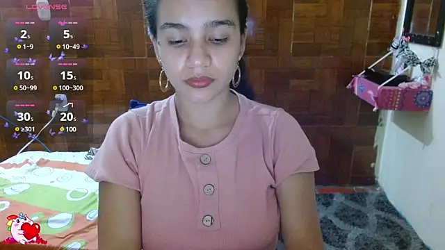 Snapshot of Mia_brunette26 chatting on February 2025 03:13:02 AM Mia brunette26 online show from February 2025 03:13:02 AM