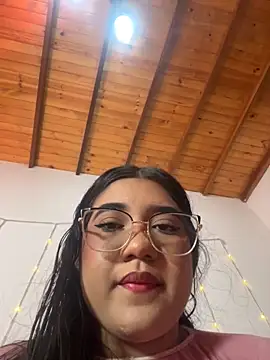 Snapshot of Maisa_issa chatting on November 2025 02:20:02 PM Maisa issa online show from November 2025 02:20:02 PM