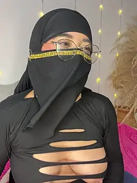 Maisa issa online show from February 2025 04:36:02 PM