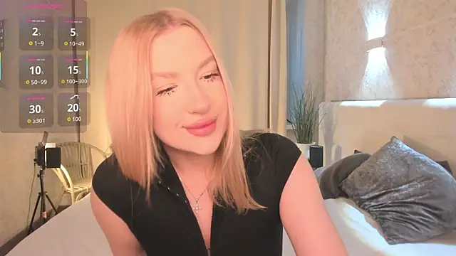 Emma  Leee online show from March 2026 01:07:01 AM