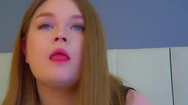 CrystalLyons online show from March 2026 07:37:02 AM