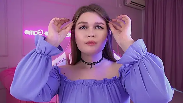 CrystalLyons online show from March 2025 12:34:02 PM