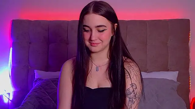 ChristinaMilton online show from March 2025 06:23:01 PM