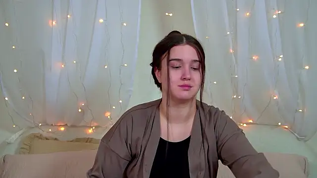 ChristinaMilton online show from February 2026 06:45:02 AM