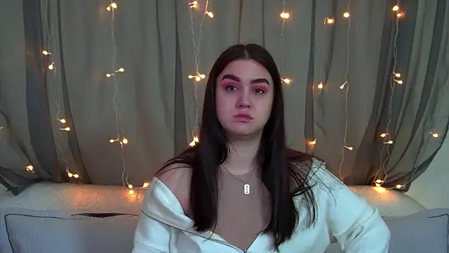 ChristinaMilton online show from November 2025 07:14:02 PM