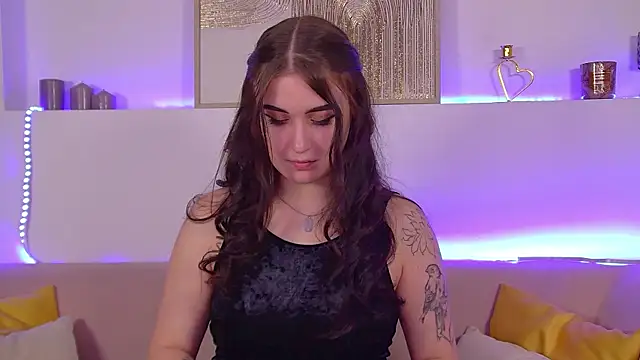 ChristinaMilton online show from March 2025 06:19:02 PM