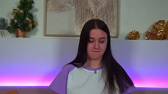 ChristinaMilton online show from December 2025 06:42:02 PM