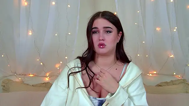 ChristinaMilton online show from February 2026 06:37:02 PM