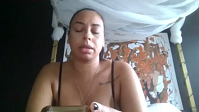 bigbootyjayda online show from June 2026 04:28:02 PM