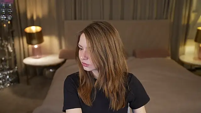 Michelle 054 online show from October 2025 11:38:02 PM