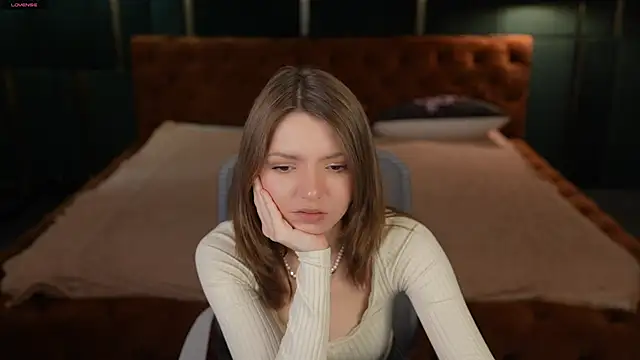 Michelle 054 online show from November 2025 12:06:02 AM