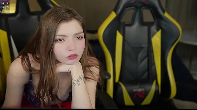 Michelle 054 online show from February 2025 03:44:02 PM