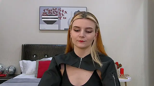 KellyStone online show from March 2025 08:32:01 AM