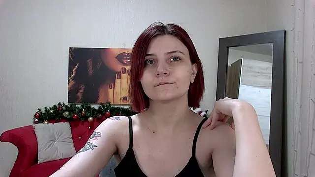 KellyStone online show from December 2025 05:24:02 AM